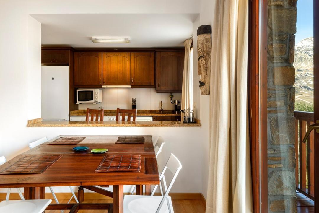 Apartamento Saliecho 3 フォルミガル エクステリア 写真