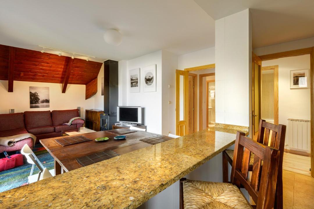 Apartamento Saliecho 3 フォルミガル エクステリア 写真